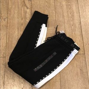 Victoria’s Secret pink high waist skinny jogger